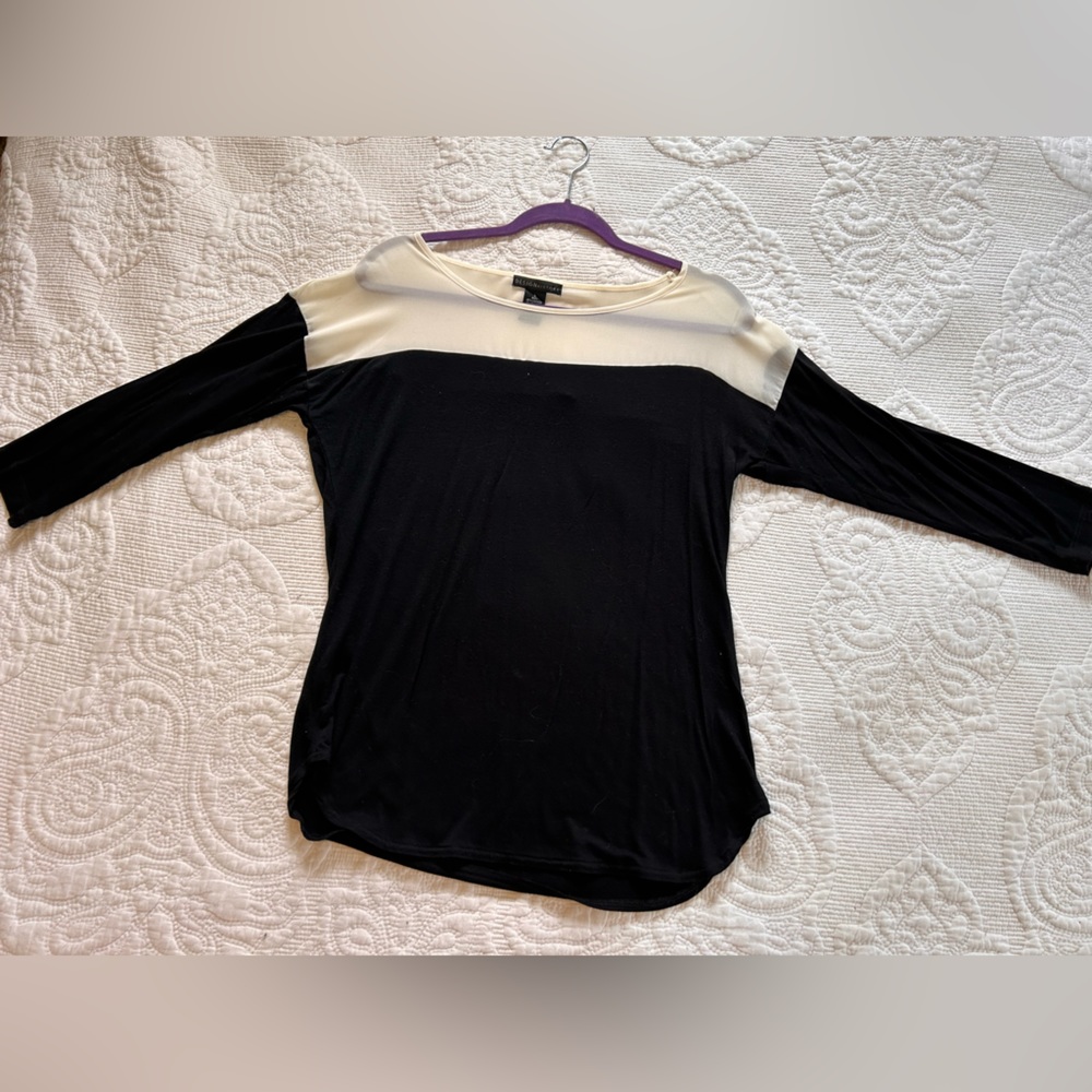 Design History, Black and White Shirt, Size L